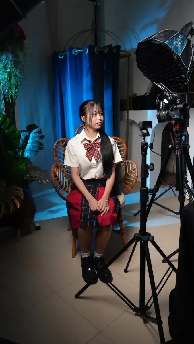 ฐาน Solo Interview ฉาก Cinematic แสง Nanlite Rapid 60