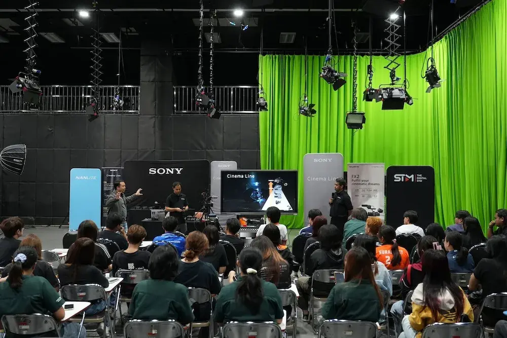 Sony FX2 Cinema Line Workshop ที่ ม.สุรนารี - วิทยากร Sony Thai บรรยาย พร้อม Backdrop Sony, Nanlite และ The Digital STM
