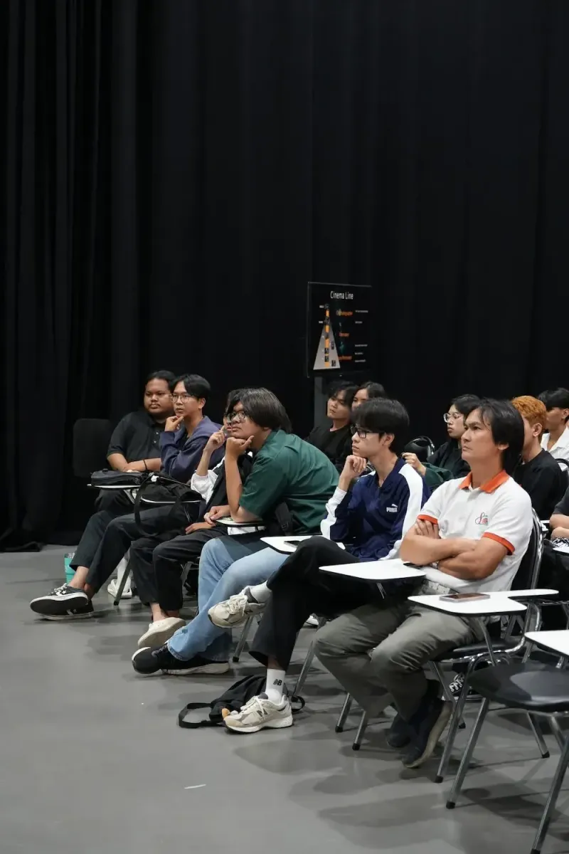 นักศึกษาผู้เข้าร่วม Sony FX2 Cinema Line Workshop