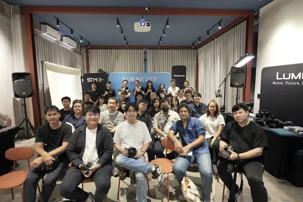 ภาพหมู่ผู้เข้าร่วมงาน NANLITE Master Workshop