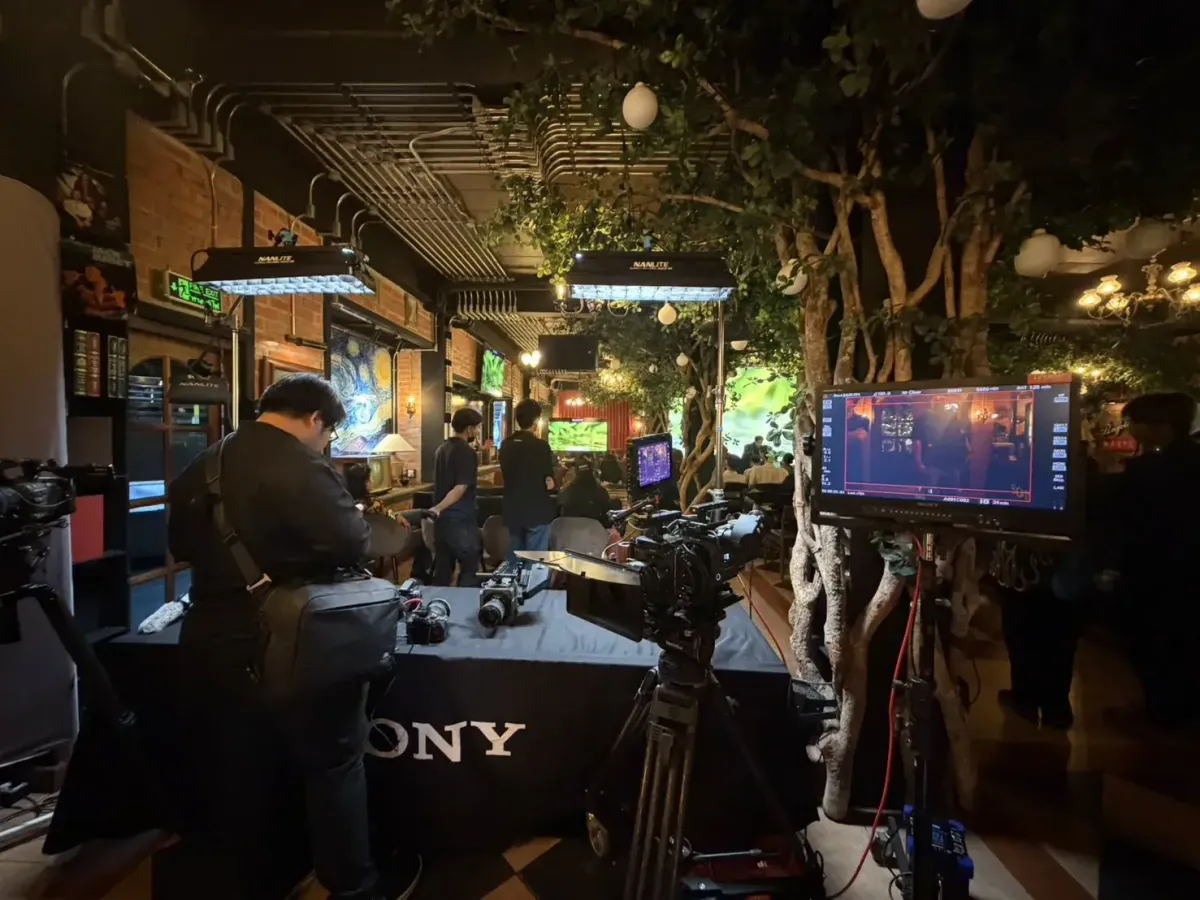 เบื้องหลังทีมงานถ่ายทำรายการด้วยอุปกรณ์ Sony และไฟ Nanlite สำหรับงาน SONY FX5